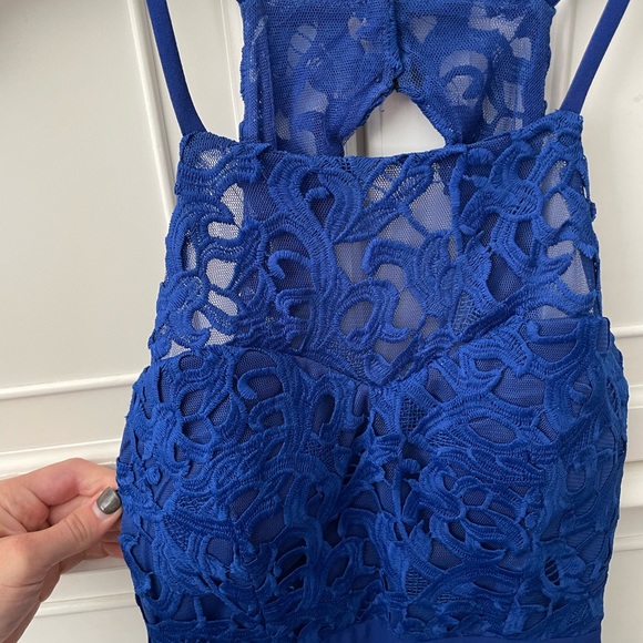 blue dress - Picture 2 of 6